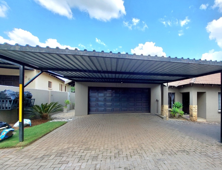 3 Bedroom Property for Sale in Melodie North West